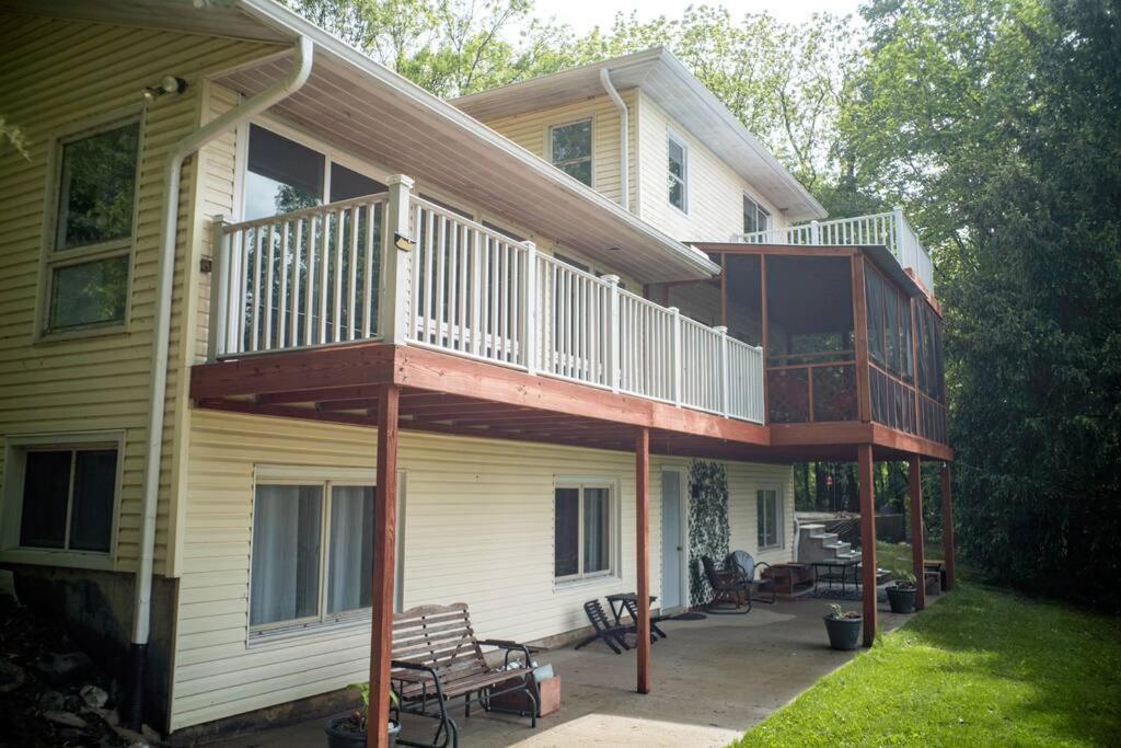 Finn'S Hideaway -Modern Family River Home Keokuk Εξωτερικό φωτογραφία